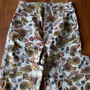 Cleo & Wolf Floral Patterned Pants